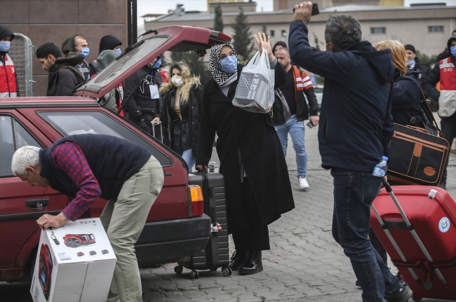 Avrupa'dan gelen ilk kafilede yer alanların yurtlardan tahliyesi başladı